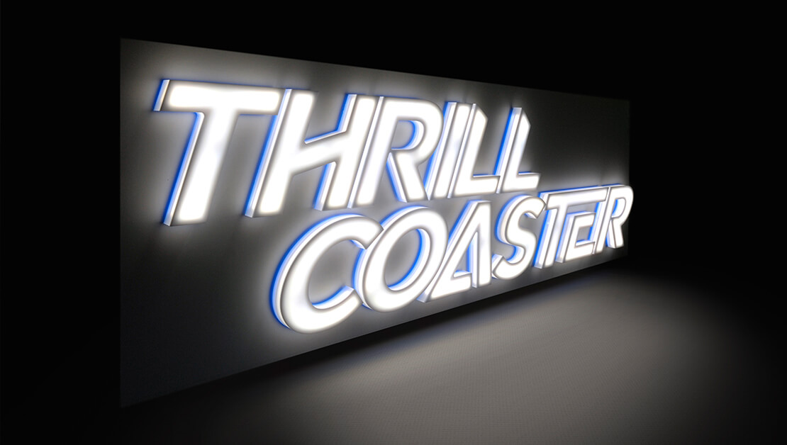Świecące logo Thrill Coaster